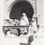 18 نوفمبر 1962 زار الشيخ أبو إسحاق إبراهيم اطفيش مزاب وكان برفقة الأمير سليمان ابن حمير النبهاني، أمير الجبل الأخضر بعُمان. وكان الشيخ والأمير قد قدما إلى الجزائر لتمثيل إمامة عمان في الاحتفال الأول بعيد الثورة الجزائرية في الفاتح نوفمبر 1962.